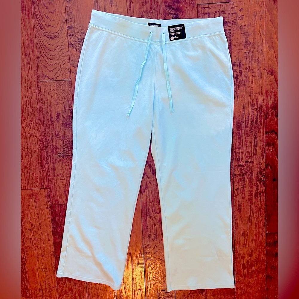 NWT Avenue Baby Blue Relaxed Fit Bootcut Women Plus 100% Cotton Sweatpants 18/20